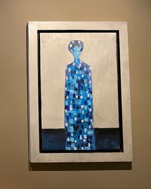 Abstrakt maleri av dame i blå kjole